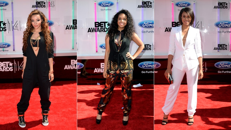 Illustration for article titled Cleavage, Cut Outs and Crop Tops at the BET Awards